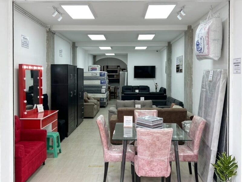Almacén de Muebles y Colchones H y J